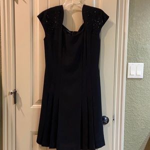 Marianna Brand. EUC!